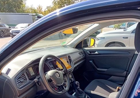 Volkswagen T-Roc, 2019 3