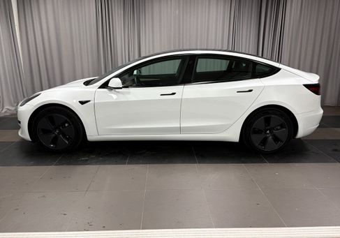 Tesla Model 3, 2023 3