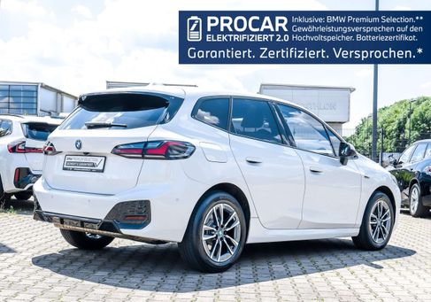 BMW 225, 2022