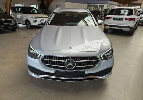 Mercedes-Benz E 300, 2022 2