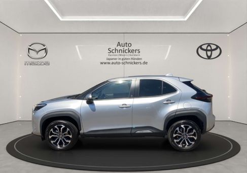 Toyota Yaris Cross, 2025