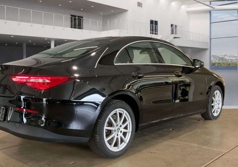 Mercedes-Benz CLA 250, 2022