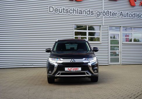 Mitsubishi Outlander, 2021