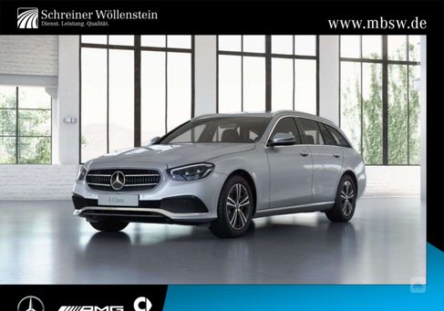 Mercedes-Benz E 220, 2022