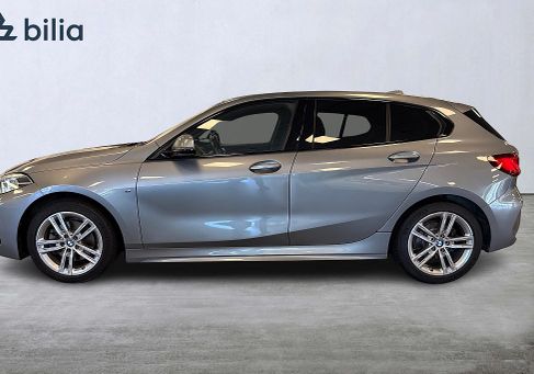 BMW 118, 2024 3