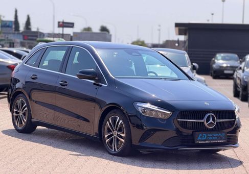 Mercedes-Benz B 180, 2025
