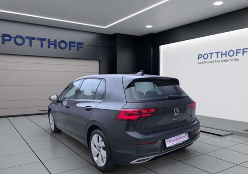 Volkswagen Golf, 2021 3