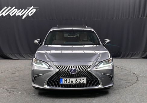 Lexus ES, 2021