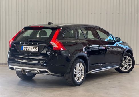 Volvo V60 Cross Country, 2016