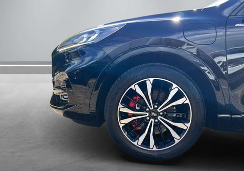 Ford Kuga, 2020