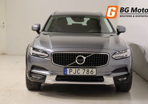Volvo V90 Cross Country, 2017