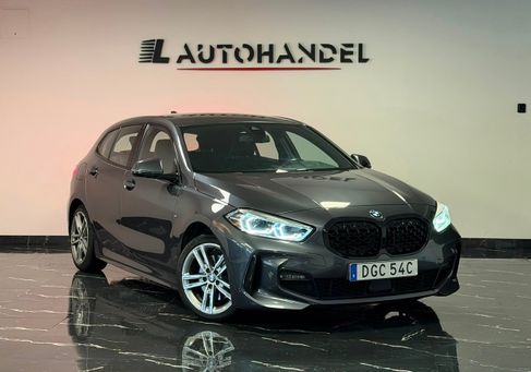 BMW 118, 2020