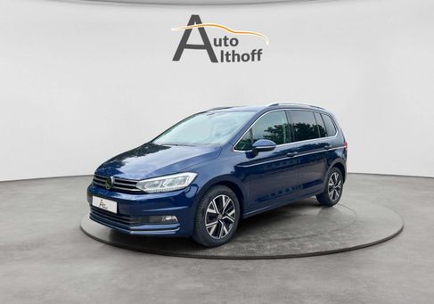 Volkswagen Touran, 2023 3