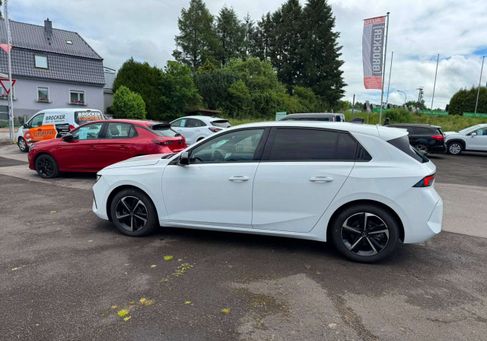 Opel Astra, 2025