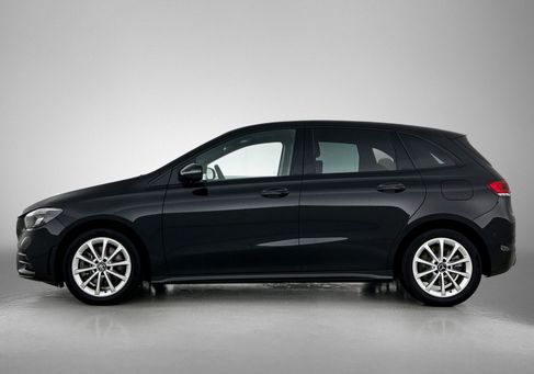 Mercedes-Benz B 250, 2022 3