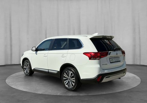 Mitsubishi Outlander, 2019