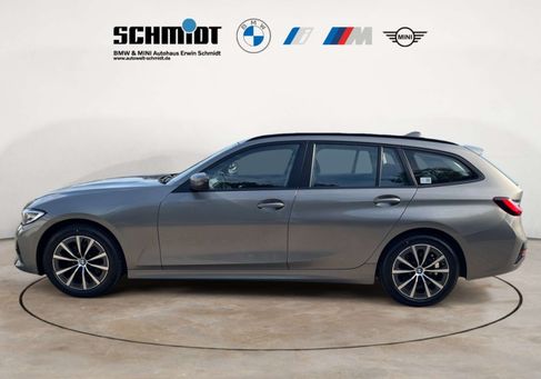BMW 320, 2022