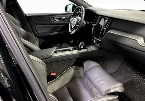 Volvo S60, 2022