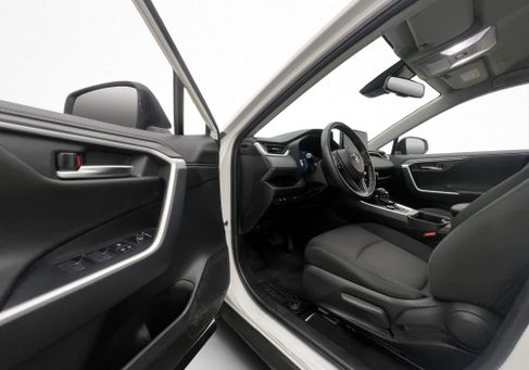 Toyota RAV 4, 2023 3