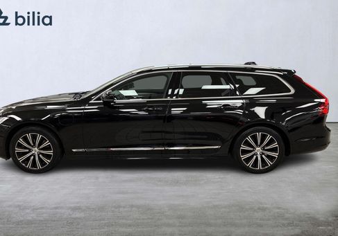 Volvo V90, 2022