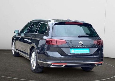 Volkswagen Passat Variant, 2023 3