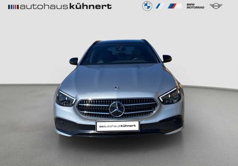 Mercedes-Benz E 220, 2021