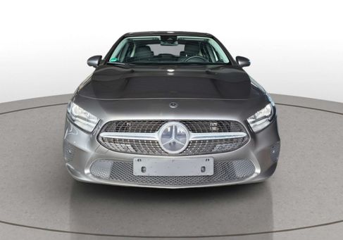 Mercedes-Benz A 160, 2022