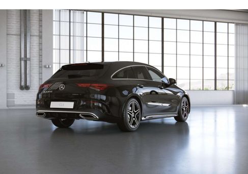 Mercedes-Benz CLA 250, 2022