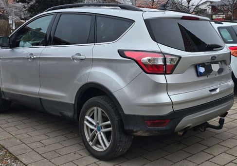 Ford Kuga, 2019