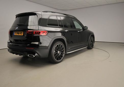 Mercedes-Benz GLB 180, 2023