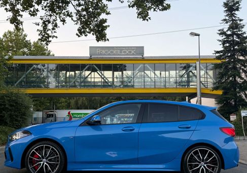 BMW 118, 2022