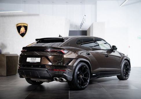 Lamborghini Urus, 2023