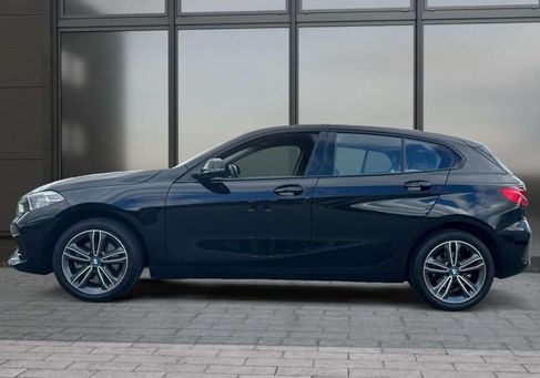 BMW 118, 2024