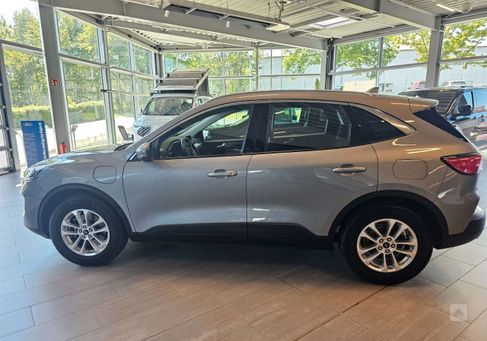 Ford Kuga, 2021