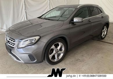Mercedes-Benz GLA 180, 2020