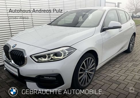 BMW 118, 2021