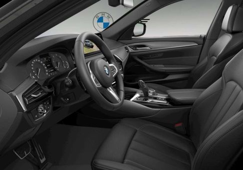 BMW 520, 2020 3