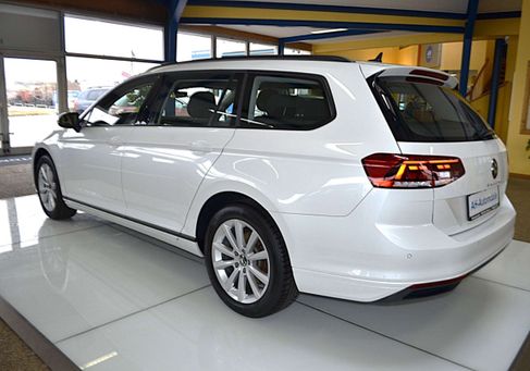 Volkswagen Passat Variant, 2023 3