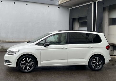 Volkswagen Touran, 2021