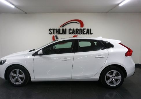 Volvo V40, 2018