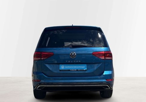Volkswagen Touran, 2021 3