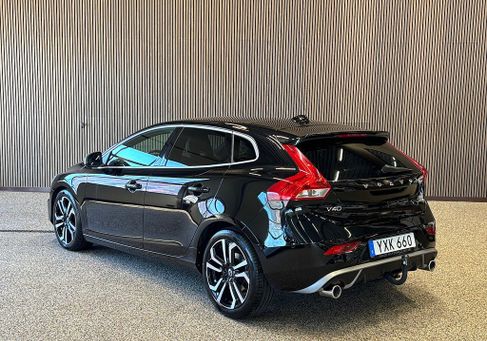 Volvo V40, 2019