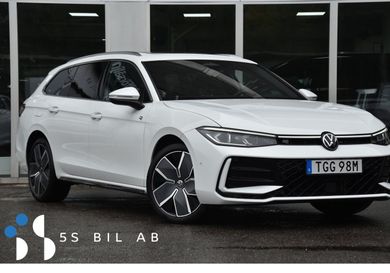Volkswagen Passat Variant, 2025