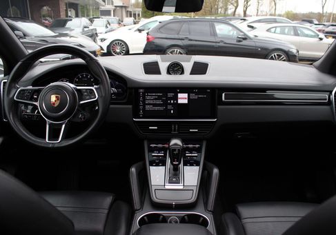 Porsche Cayenne, 2018