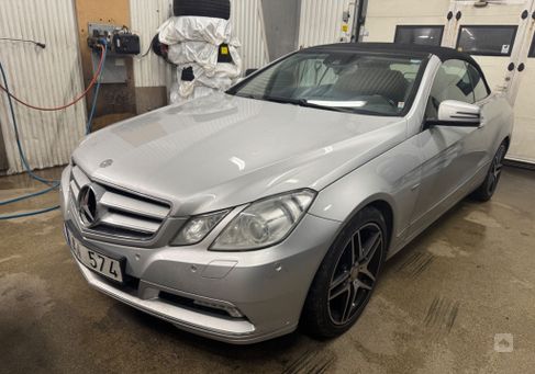 Mercedes-Benz E 350, 2010