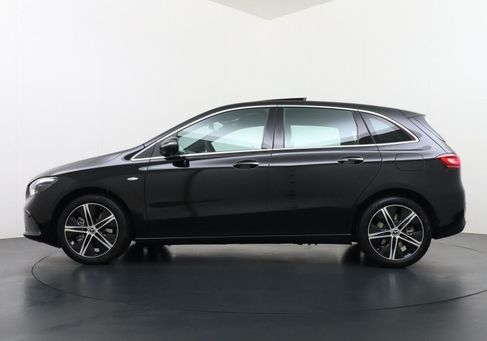 Mercedes-Benz B 250, 2025