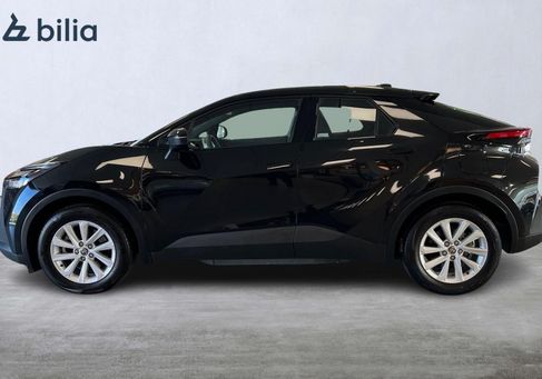 Toyota C-HR, 2025 3