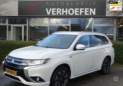 Mitsubishi Outlander, 2015