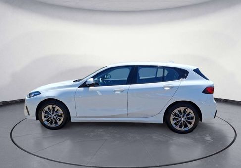 BMW 120, 2025