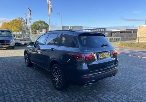 Mercedes-Benz GLC 300, 2020